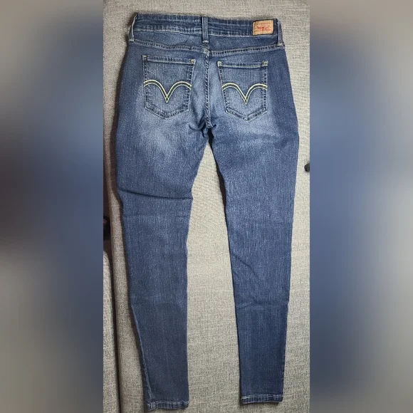 Levi's 535 Jeans Size 7M - Picture 7 of 9